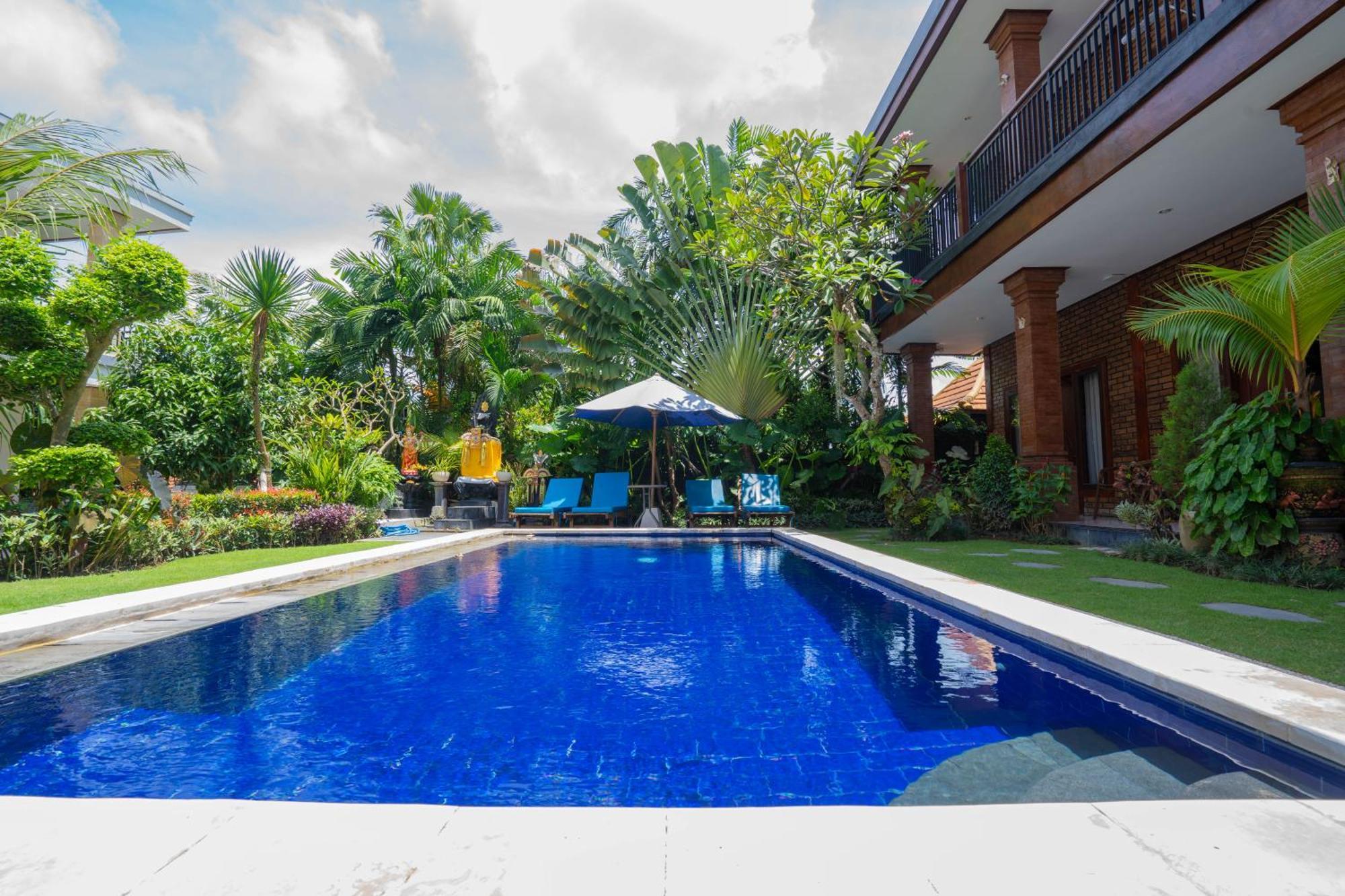 Bagas Bagus Guesthouse チャングー エクステリア 写真